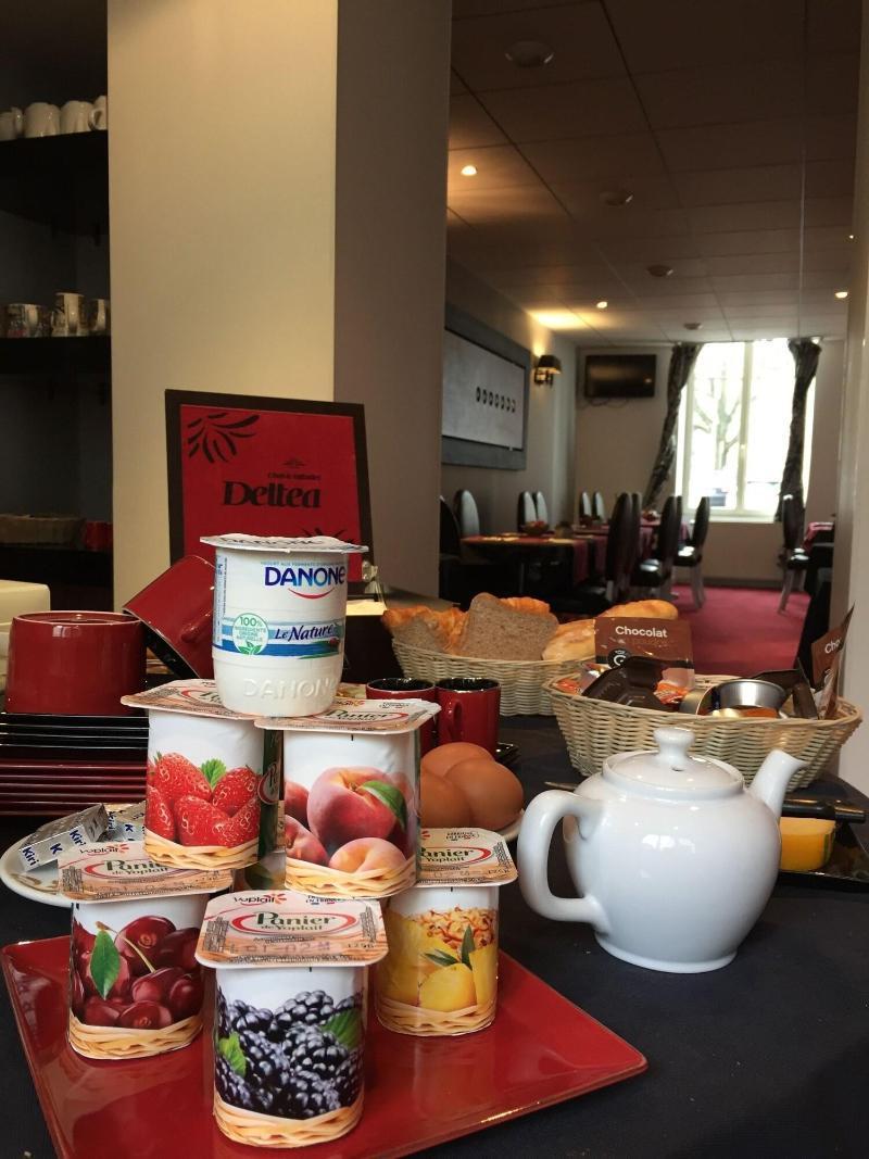Logis Hotel Saint Martin Orléans Kültér fotó