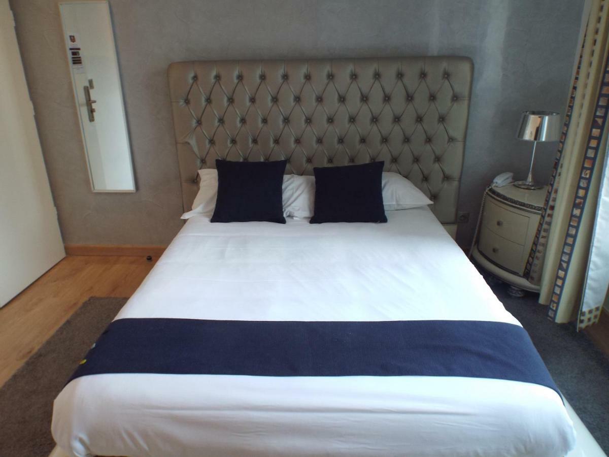 Logis Hotel Saint Martin Orléans Kültér fotó